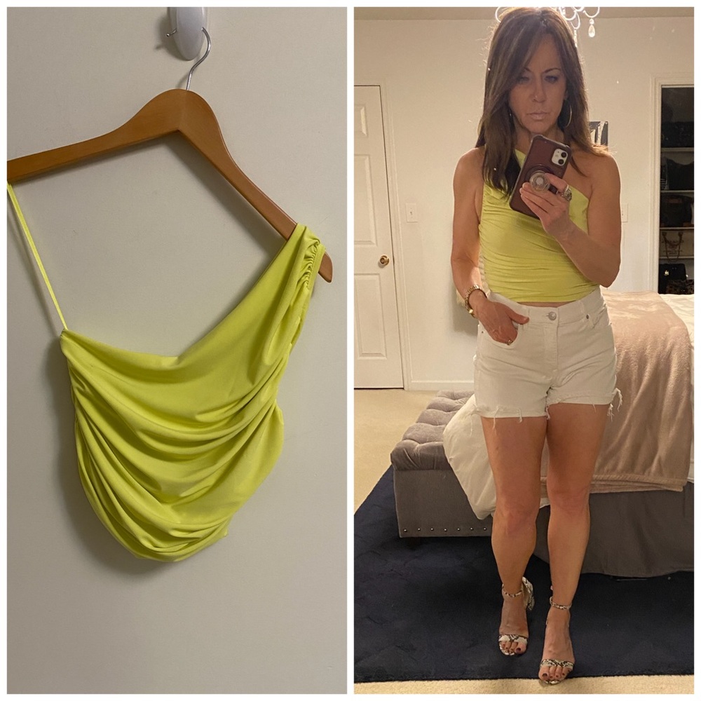 Express Chartreuse One-Shoulder Ruched Cropped Top SMALL